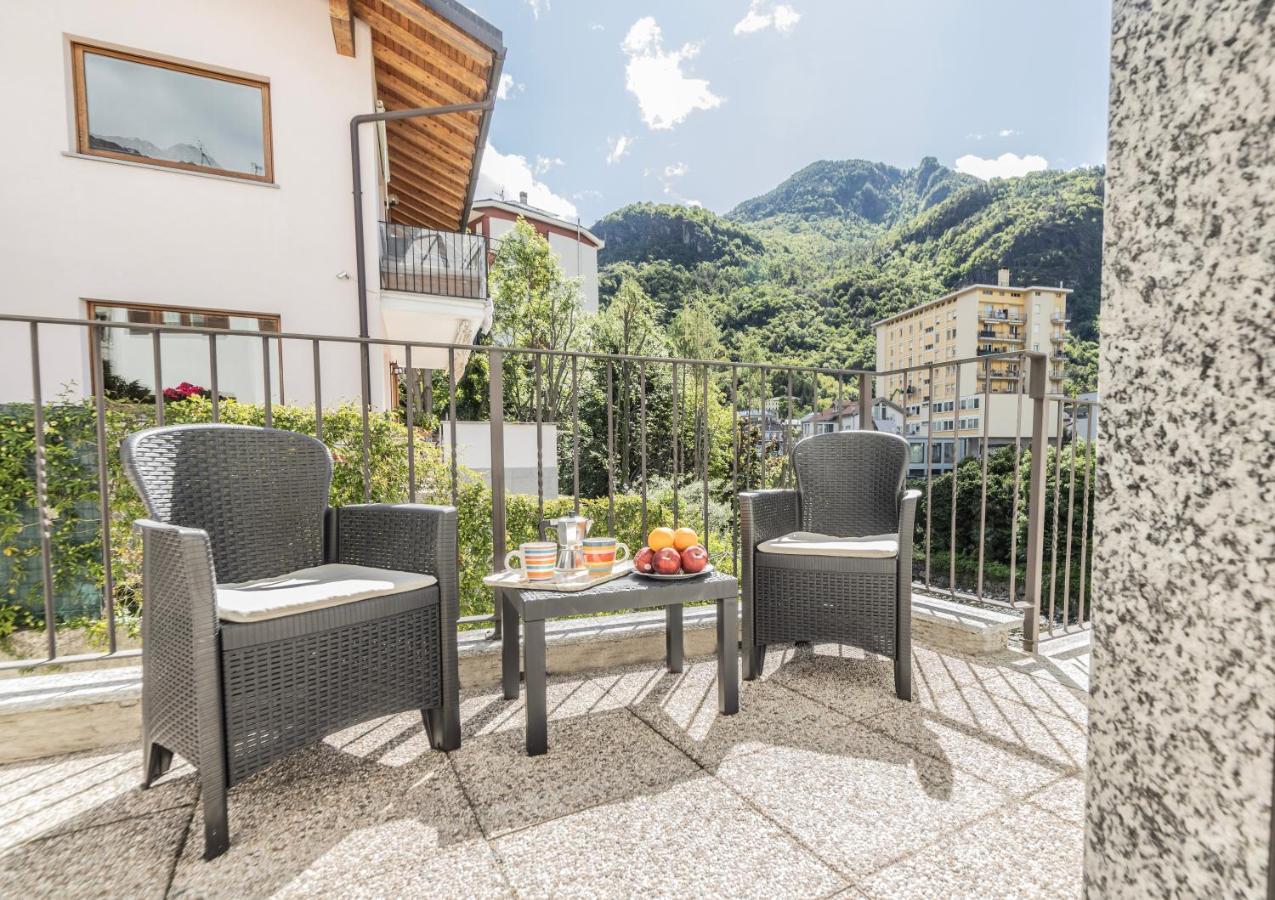 Aparthotel La Casa Sul Fiume Chiavenna Exteriér fotografie
